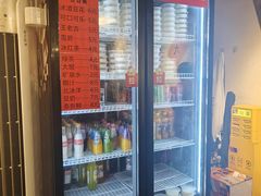 -柳州肥姨妈大骨螺蛳粉(沙河店)