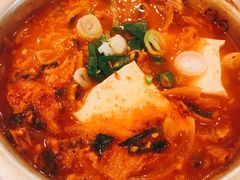 猪颈肉泡菜汤-金北顺大锅家(신사본점)