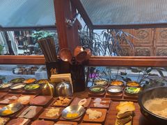 -银米·云南传统过桥米线(双廊黑金冠店)