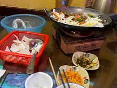 -富正毅三下锅·湘西韵味(天门山索道店)