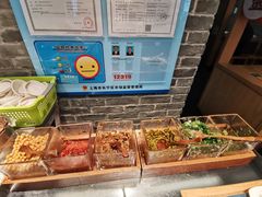 自助调料-呷佬·长沙手工米粉(金沙江路店)