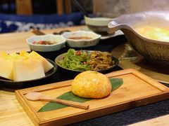 -湊湊火锅·茶憩(打浦桥日月光店)