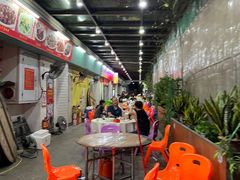大堂-蚝哥花姐湛江烤生蚝(美丽湾市场店)