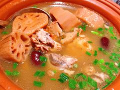 -黄泥岗·地道湖北菜(奥特莱斯店)