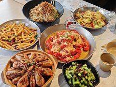 -巴厘龙虾·榜首油焖大虾(音乐学院·沿江酒馆店)