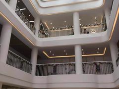 -上海青草地幼儿园