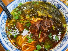 -钢阳酸菜红烧牛肉面(季乐路店)