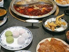 -沸炉重庆老火锅(军事博物馆店)