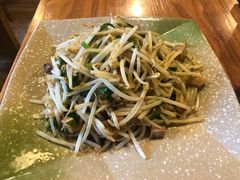 叉烧炒豆芽-日出拉面(望京店)