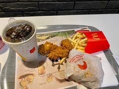 -麦当劳(宝山大厦店)