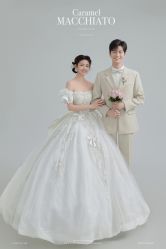 -喜爱高定婚纱摄影