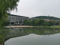 -上海佘山世茂艾美酒店