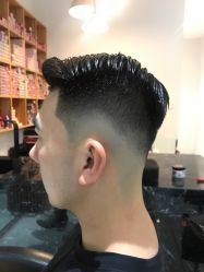 -MARTIN'S BARBER SHOP男士理发馆