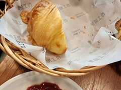 -麦田工坊(月湖店)