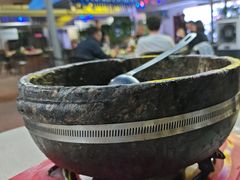 -墨脱石锅椰子鸡•香草鸭•东山羊(大东海店)