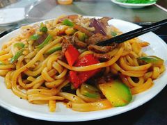 -陇上全荟兰州传统牛肉面(延吉路店)