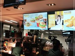 -麦当劳(百荣世贸商城店)