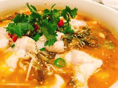 重庆酸菜鱼-粤麓轩餐厅(中信泰富广场店)