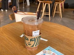 -星巴克臻选(莘庄仲盛店)