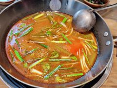 -贵厨酸汤牛肉(汇金星力城店)
