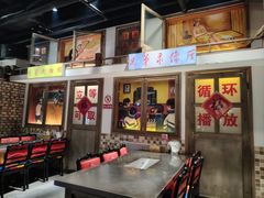 -马路牙子烧烤音乐酒馆(望京店)