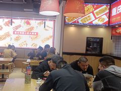 -魔都三兄弟酸辣粉·蘸卤炸串(虹桥万科店)