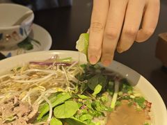 -大头虾越式风味餐厅(光明广场店)