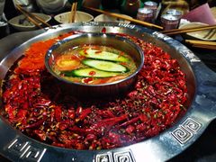 -洞亭火锅(防空洞总店)
