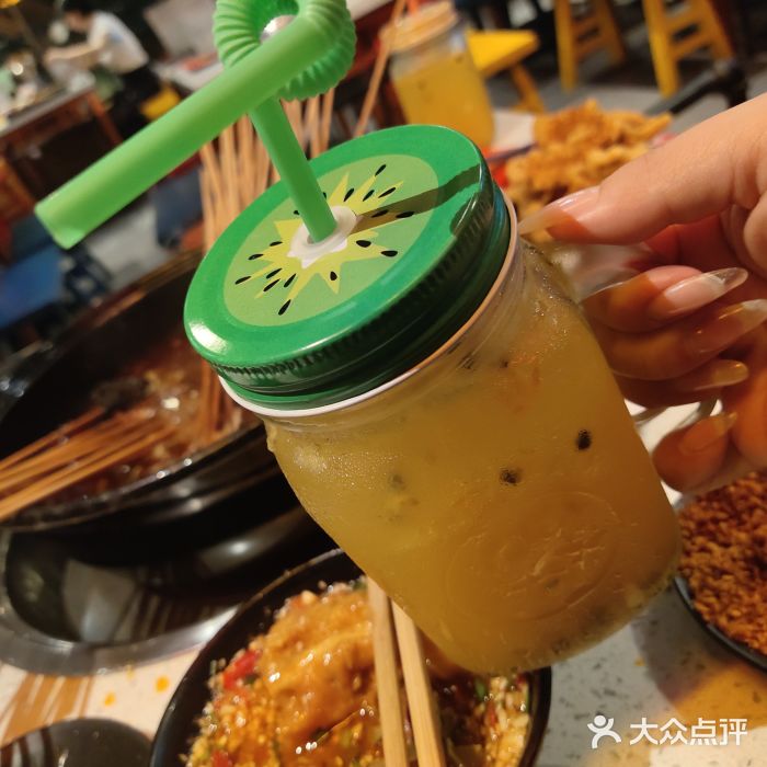 钢管厂五区小郡肝串串香(车公庙店)图片