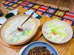 -云海肴·汽锅鸡·云南代表菜(天山百盛优客店)