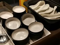 餐具摆设-NIUNIUPARK和牛螃蟹(龙湖杭州滨江天街店)