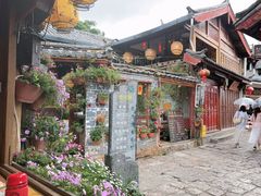 -民食香·腊排骨野生菌美食(木府店)
