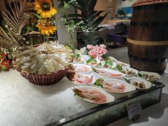 -腾阁自助餐厅(朝林广场店)