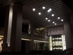 -浅深(世茂滨江精品店)