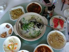-天乐农家鱼头王(天目湖店)