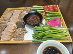 -高玛纳驴肉火烧(一世界店)
