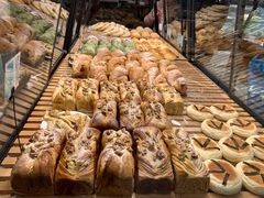 -Dough&Joe团憩(瑞虹天地月亮湾店)