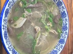 -叶新小吃店(来凤小区总店)