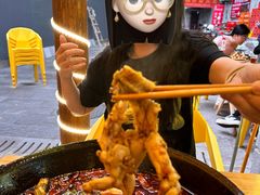 -鸿顺老铁锅美蛙鱼府(解放碑店)