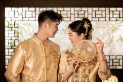 -雪中彩影婚纱摄影·微光艺术中心