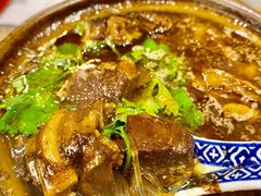 牛腩粉丝砂锅-南京大牌档(香港广场店)