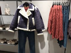-URBAN REVIVO(西安Momopark店)