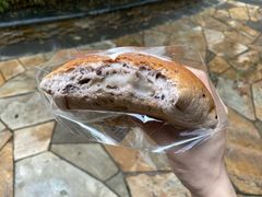 黑米芋泥软欧面包-多乐之日(富力城店)