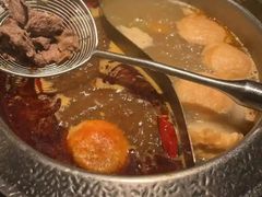 -左庭右院鲜牛肉火锅(金山万达店)