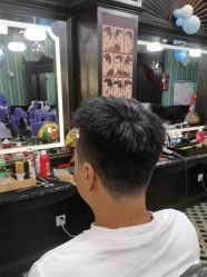 -海文先生国潮烫染男士理发馆