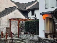 -鲁镇