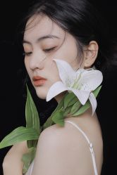 -onlygirl摄影美学馆高端定制(江滩店)