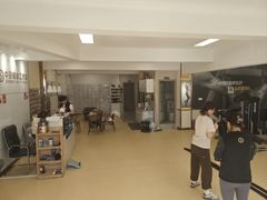 -中田健身工作室(莘庄地铁站店)