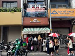 -Bánh Mì Huynh Hoa