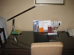 -无锡鼎尚皇冠酒店